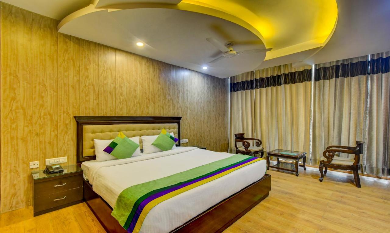 Treebo Elysee, Patel Nagar Déhrádún Exteriér fotografie